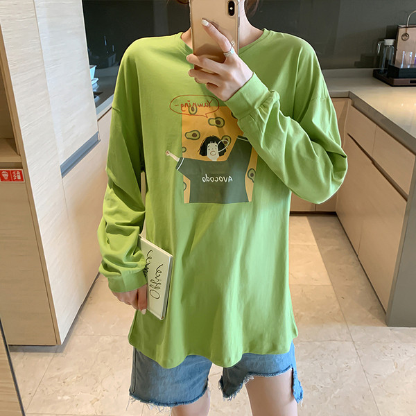 Alkalmi női blúz fehér és zöld színben, rátéttel