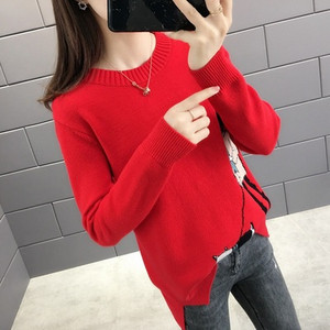 Χειμερινό γυναικείο πουλόβερ  με πολύχρωμα κεντήματα σε διάφορα χρώματα