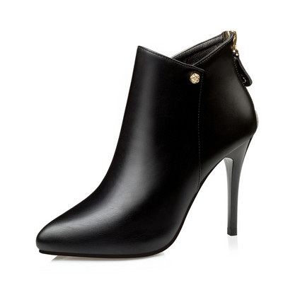 Γυναικείες μπότες από οικολογικό δέρμα με λεπτό τακούνι  μυτερά