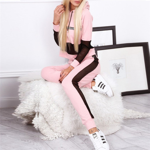 Καθημερινό γυναικείο αθλητικό  σετ με  κουκούλα  σε διάφορα χρώματα