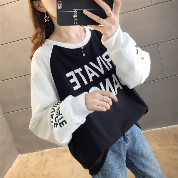 Alkalmi női blúz O-alakú gallérral és felirattal több színben