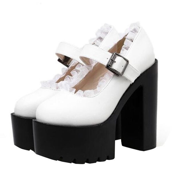 Γυναικεία παπούτσια με κορδόνια από έκο δέρμα σε μαύρο χρώμα