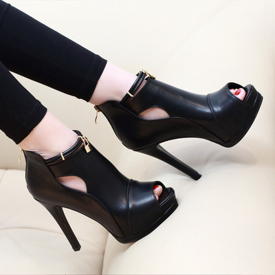 Дамски сандали с висок ток от еко кожа в черен цвят