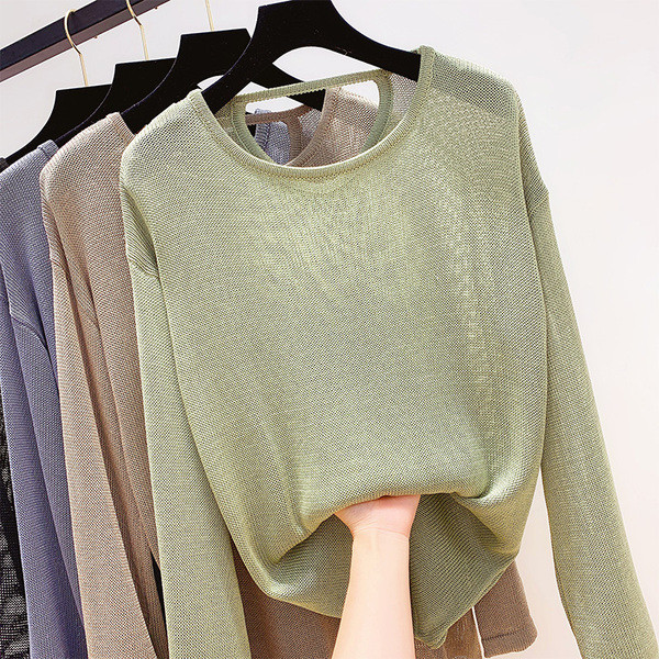 Дамски пуловер с връзки на гърба в няколко цвята