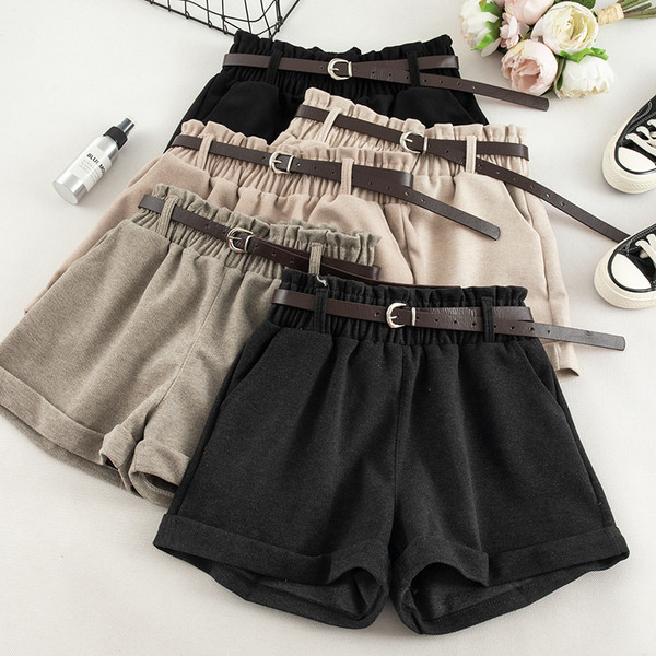 Къси дамски панталони в няколко цвята с висока талия и джобове