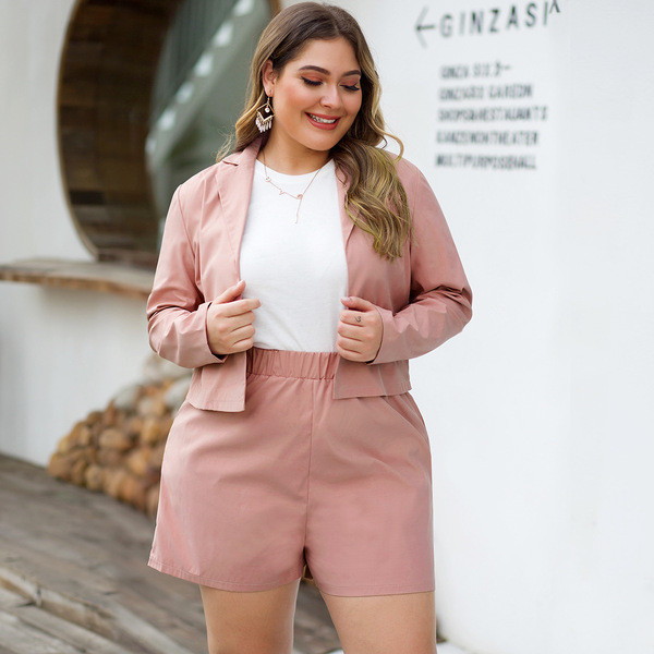 Стилен дамски комплект от две части в розов цвят с размер до 4XL