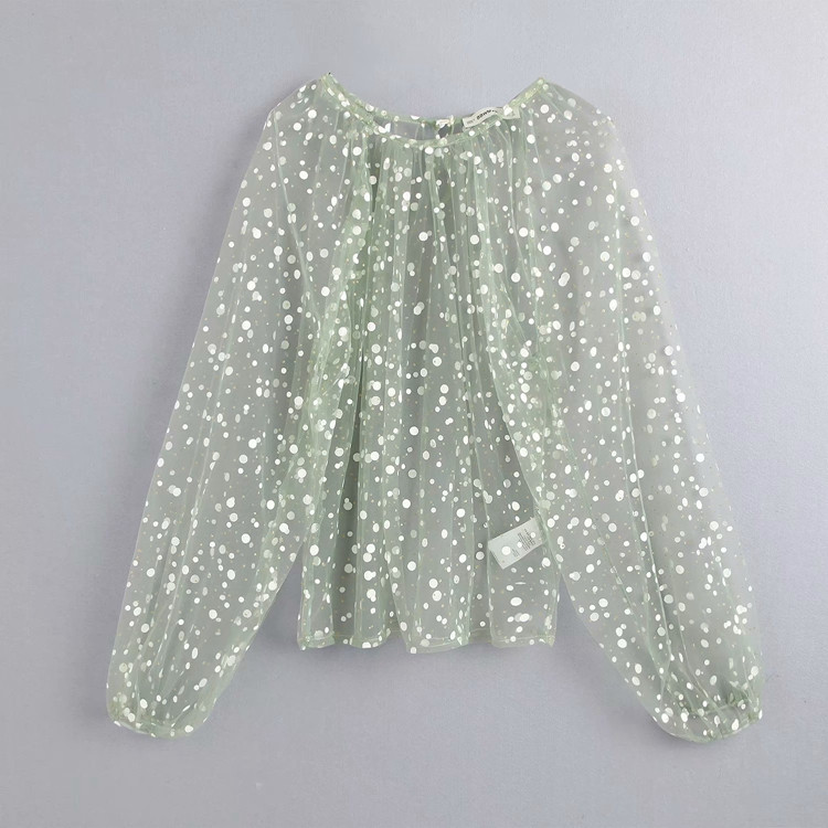 Елегантна прозрачна блуза от тюл с дълъг ръкав и овално деколте