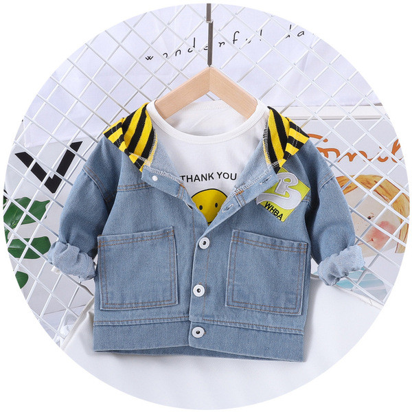 Нов модел детско яке за момчета с качулка и бродерия в бял и син цвят