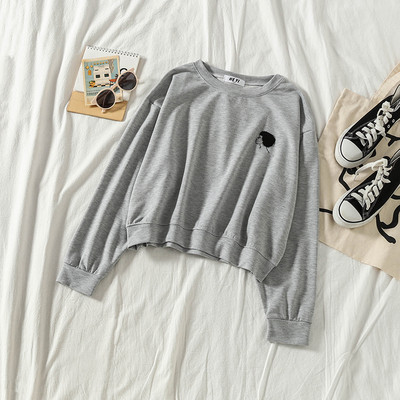 Bluza de dama cu broderie si decolteu rotund in trei culori