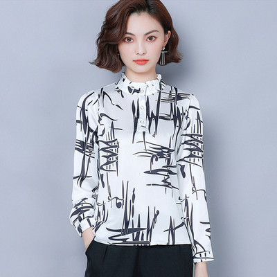 Модерна дамска риза в три цвята с дълъг ръкав и копчета