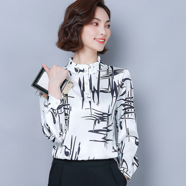 Модерна дамска риза в три цвята с дълъг ръкав и копчета 