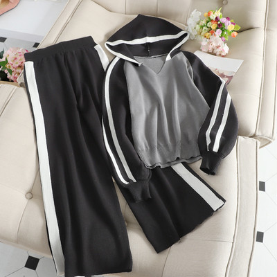 Ежедневен дамски комплект от две части в черен и сив цвят