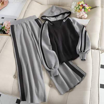 Ежедневен дамски комплект от две части в черен и сив цвят