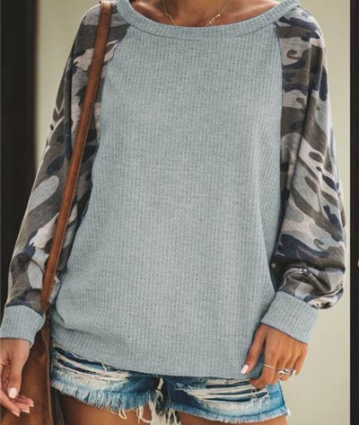 Модерна дамска блуза с дълъг ръкав в три цвята и камуфлажен десен