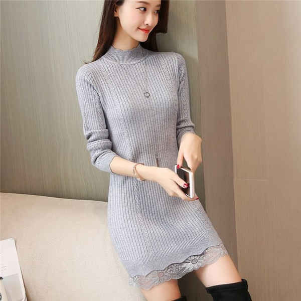 Актуална дамска зимна рокля с елемент -дантела в няколко различни цвята 