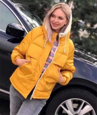 Модерно дамско зимно яке с качулка в различни цветове