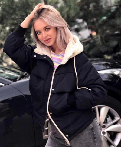 Модерно дамско зимно яке с качулка в различни цветове