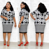 Модерна дамска рокля с 3/4 ръкав в сив цвят