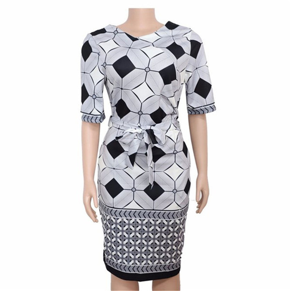 Модерна дамска рокля с 3/4 ръкав в сив цвят