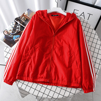 Есенно дамско яке с дълъг ръкав и качулка в няколко цвята