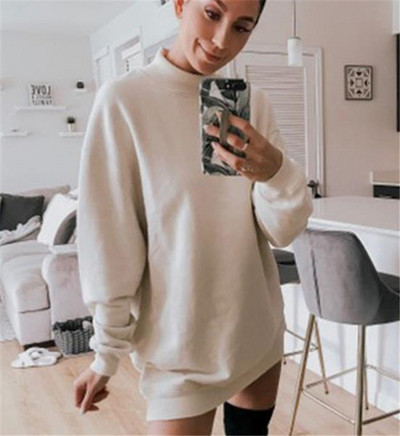 Стилен дамски пуловер с дълъг ръкав в бял цвят