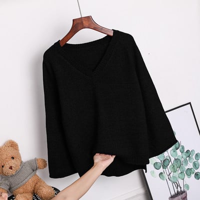 Дамски пуловер с V-образно деколте -асиметричен модел