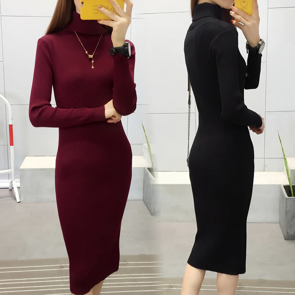 Есенно-зимна дамска рокля с висока поло яка в няколко различни цвята 