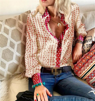 Модерна дамска риза с копчета и флорален десен в четири цвята