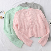 Модерна дамска жилетка с копчета в пет цвята