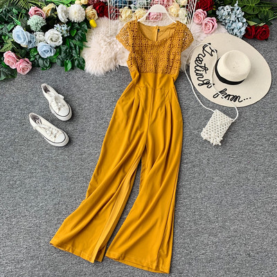 Дамски гащеризон с дантела и къс ръкав в няколко цвята