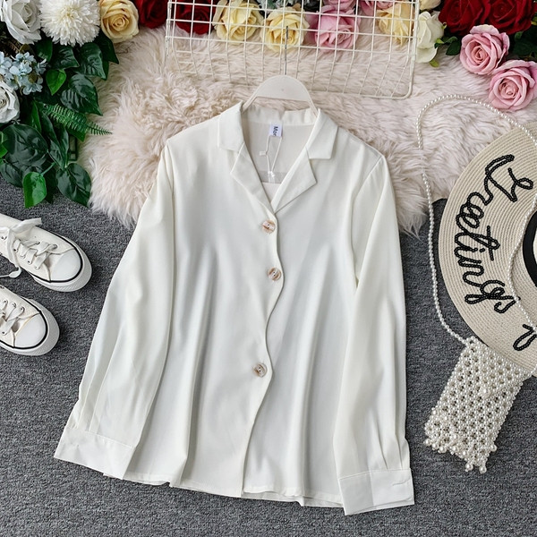 Дамска риза с  копчета и яка в два цвята