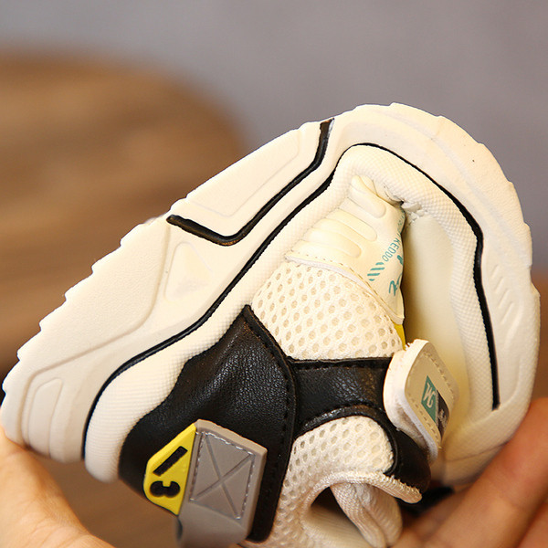 Спортни детски маратонки в три цвята-за момчета и момичета