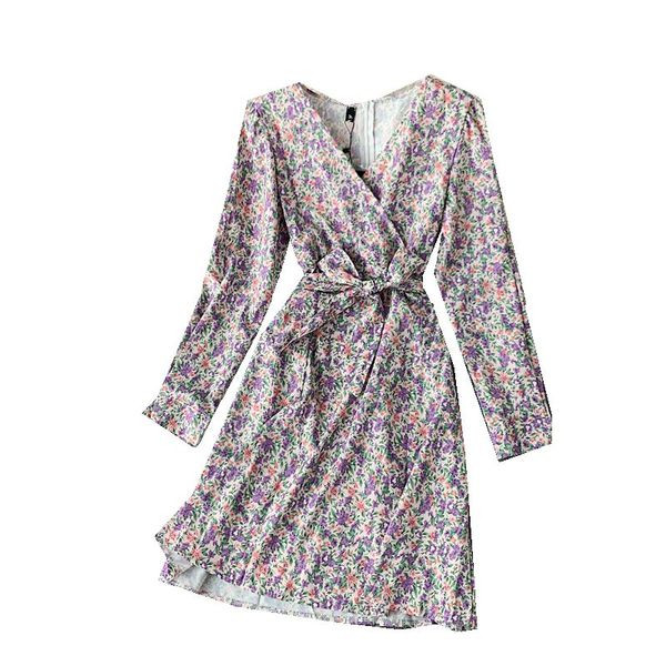 Актуална дамска рокля с шпиц деколте и флорален десен в два цвята