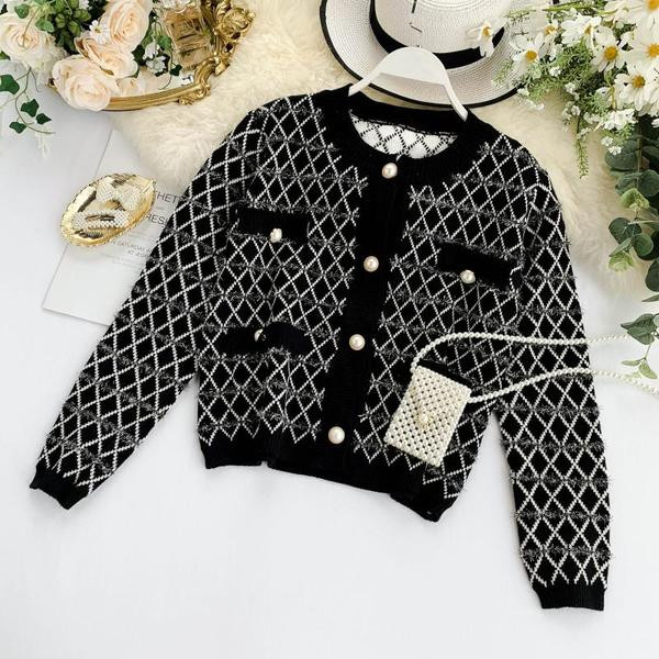 Модерна дамска жилетка с копчета и джоб в два цвята