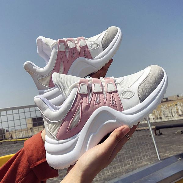 Спортно-ежедневни дамски маратонки с дебела подметка в няколко цвята 