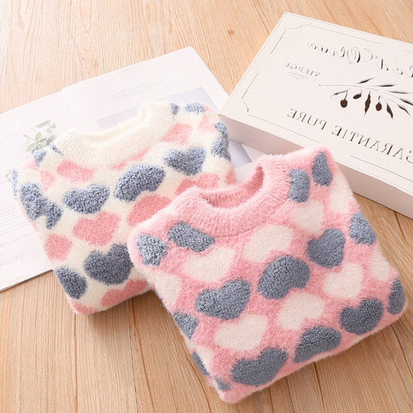 Модерен детски пуловер с О-образно деколте и сърца за момичета