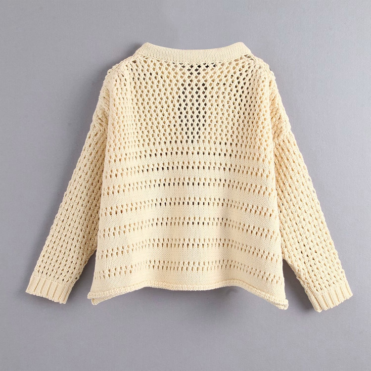 Дамски пуловер с V - образно деколте и връзки в бежов цвят