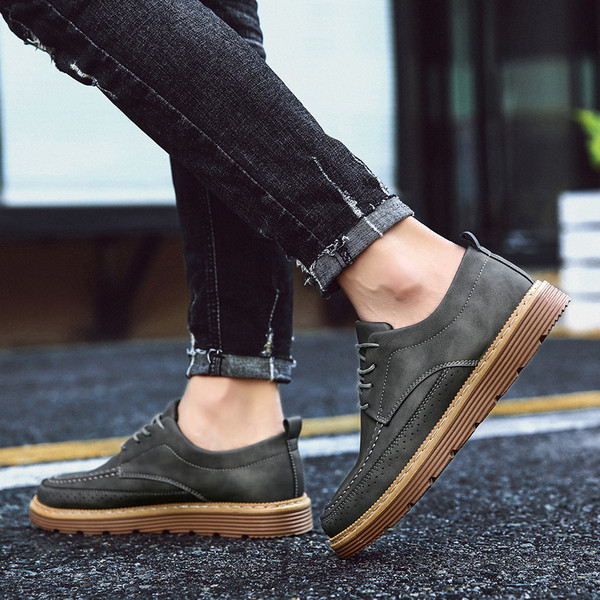 Модерни мъжки обувки с връзки-в три цвята