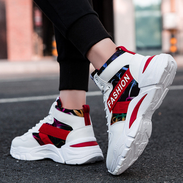 Ежедневни мъжки маратонки в четири цвята с надписи 