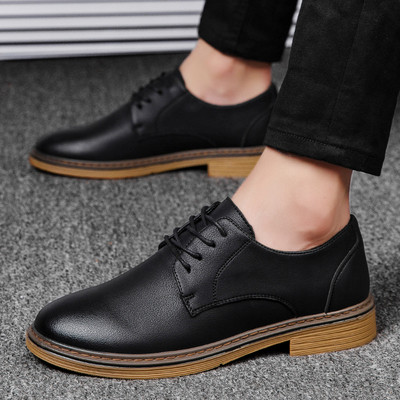 Мъжки обувки от еко кожа-в черен цвят с връзки