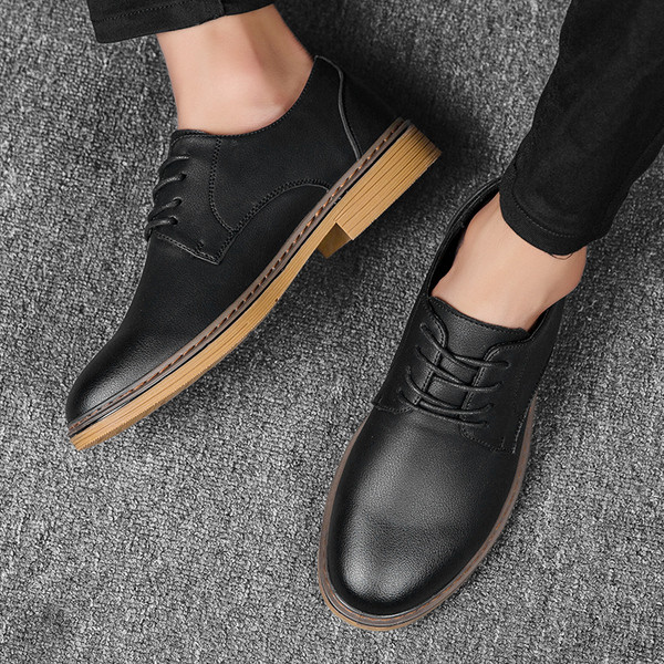 Мъжки обувки от еко кожа-в черен цвят с връзки