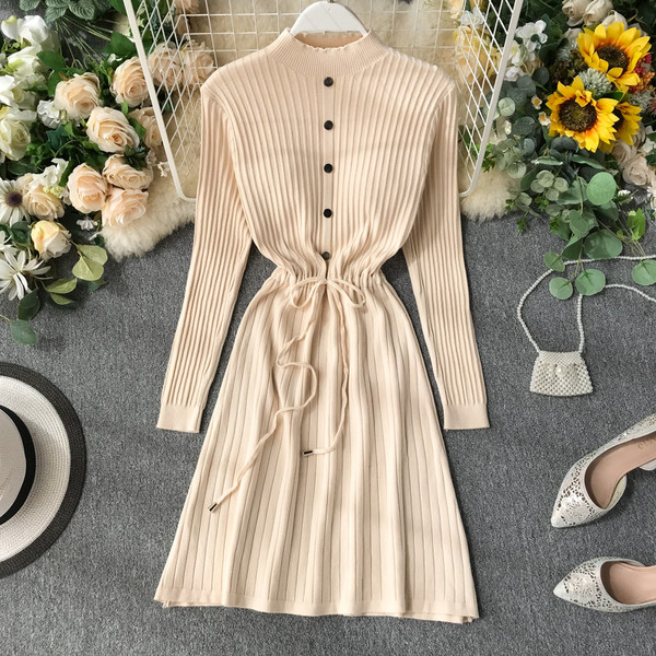 Ежедневна дамска рокля с дълъг ръкав копчета и връзки в различни цветове