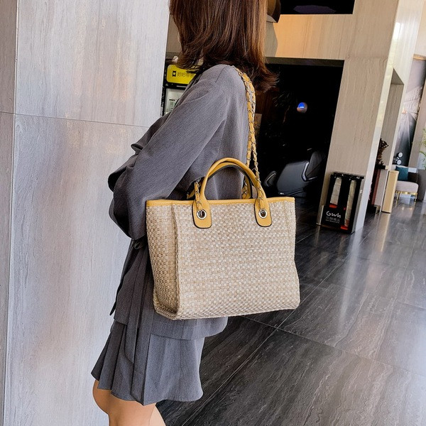 Дамска чанта с дълга  и къса дръжка в няколко цвята