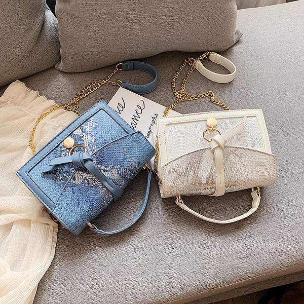 НОВ модел  дамска чанта със змийски десен в няколко цвята