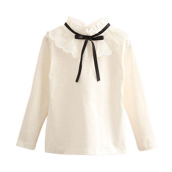 Нов модел детска риза в бял цвят за момичета- няколко модела