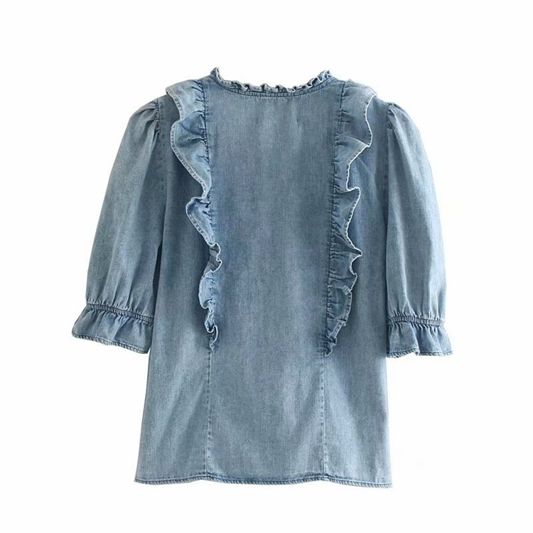 Дамска дънкова риза в син цвят с шпиц деколте и къс ръкав