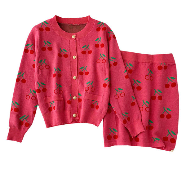 Есенен дамски комплект от две части с цветен десен