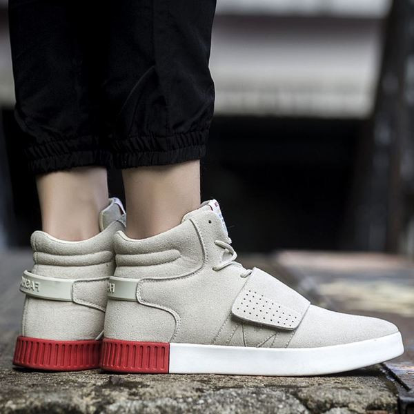 Модерни мъжки кецове с лепенка в няколко цвята 