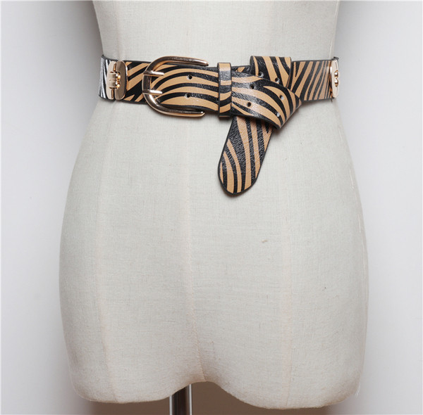 Дамски колан с животински десен в три цвята