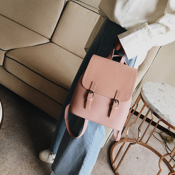 Модерна дамска раница с катарама в няколко цвята 